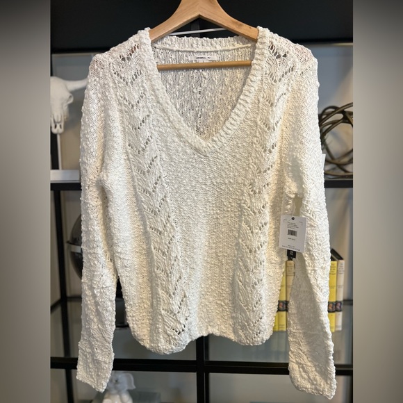O’Neill Chelle Sweater - Size L - Picture 2 of 8